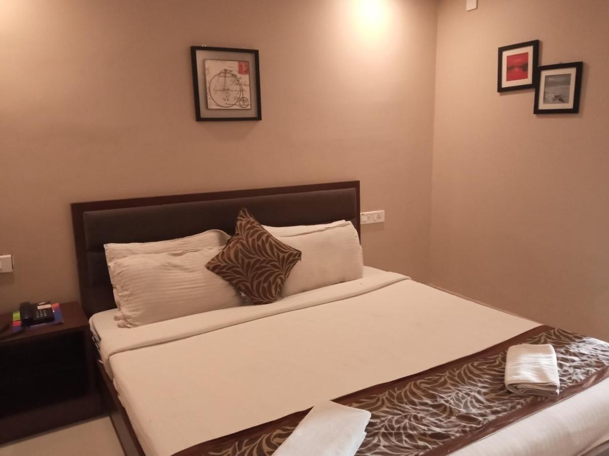 Hotel Shreehari Grand Puri Exterior photo