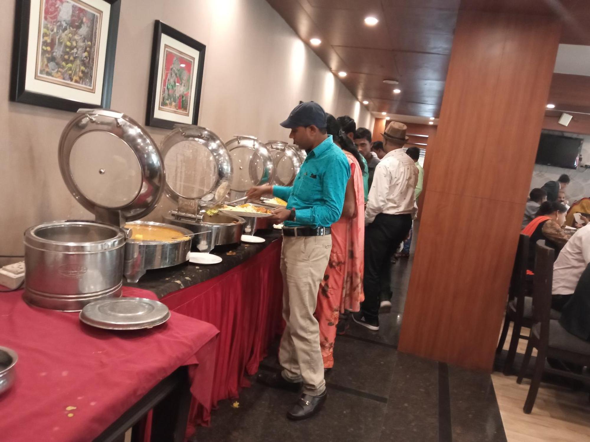 Hotel Shreehari Grand Puri Exterior photo